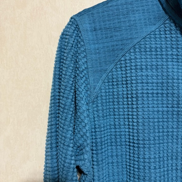Columbia Blue Crestone Ridge 1/4 Zip Textured Pullover - Picture 2 of 6